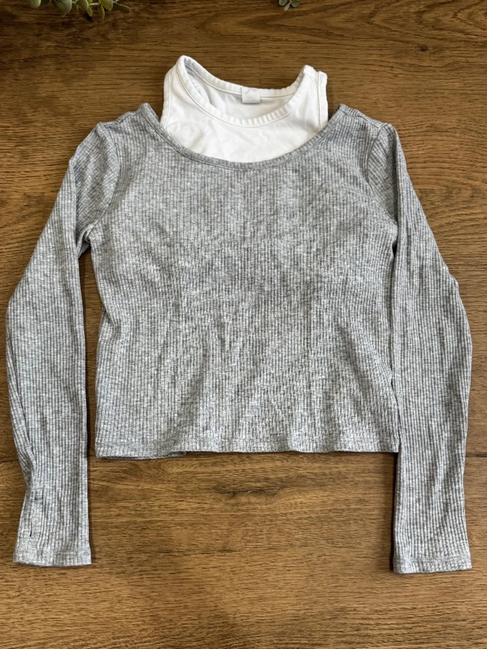 All in Motion Girls M 8 Gray Ribbed Layered Long Sleeve Top